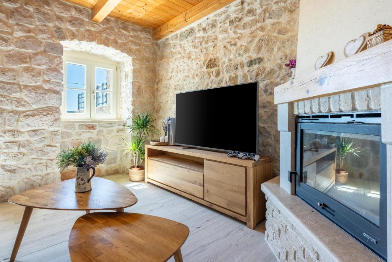Stone Villa Mavric Grižane Eksteriør billede